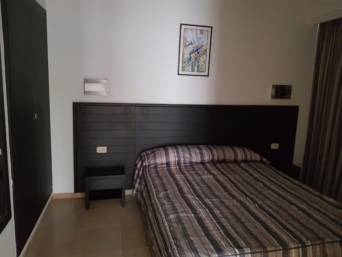 Andalucia Appart Hotel 比塞大 外观 照片