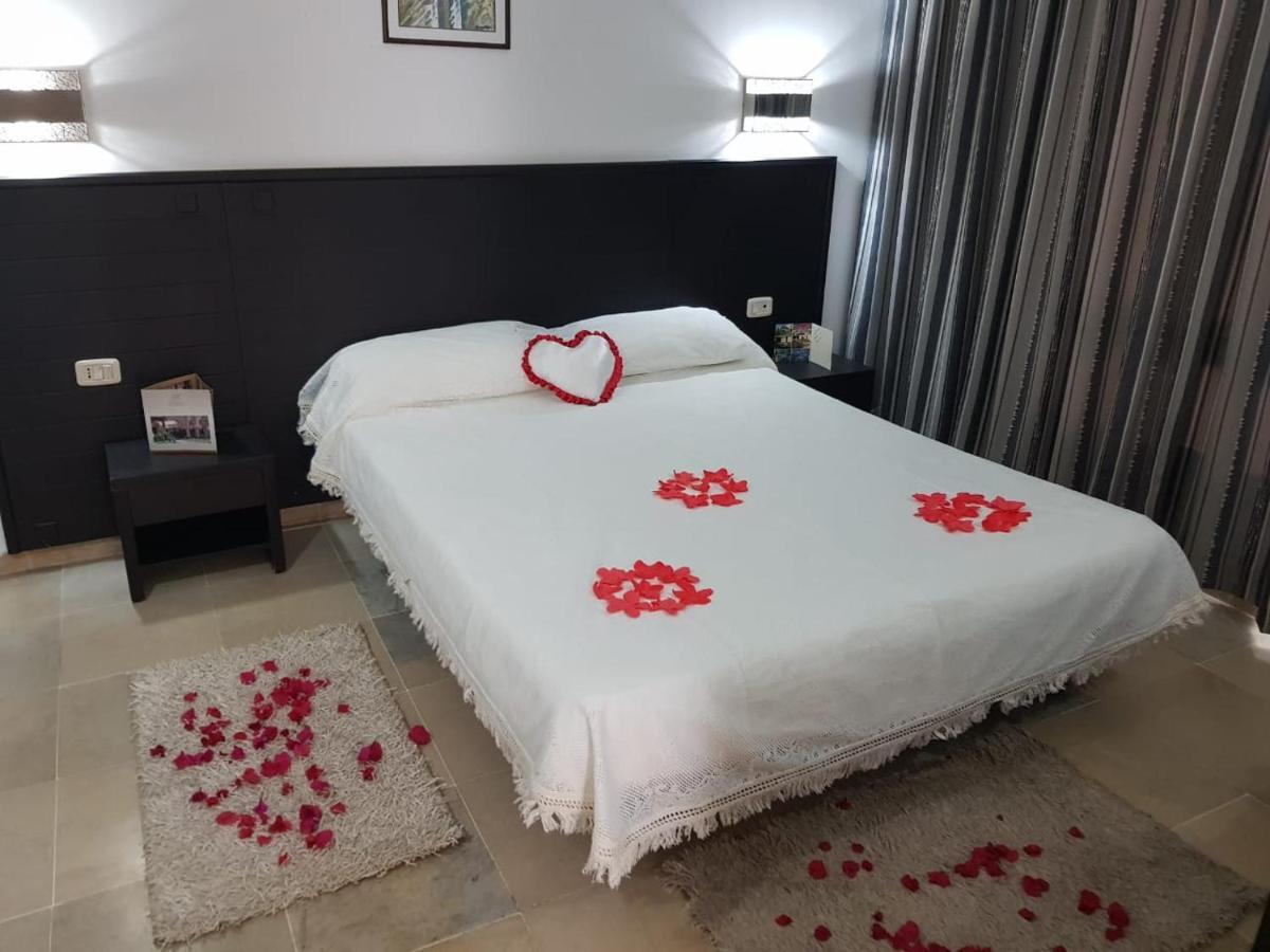Andalucia Appart Hotel 比塞大 外观 照片