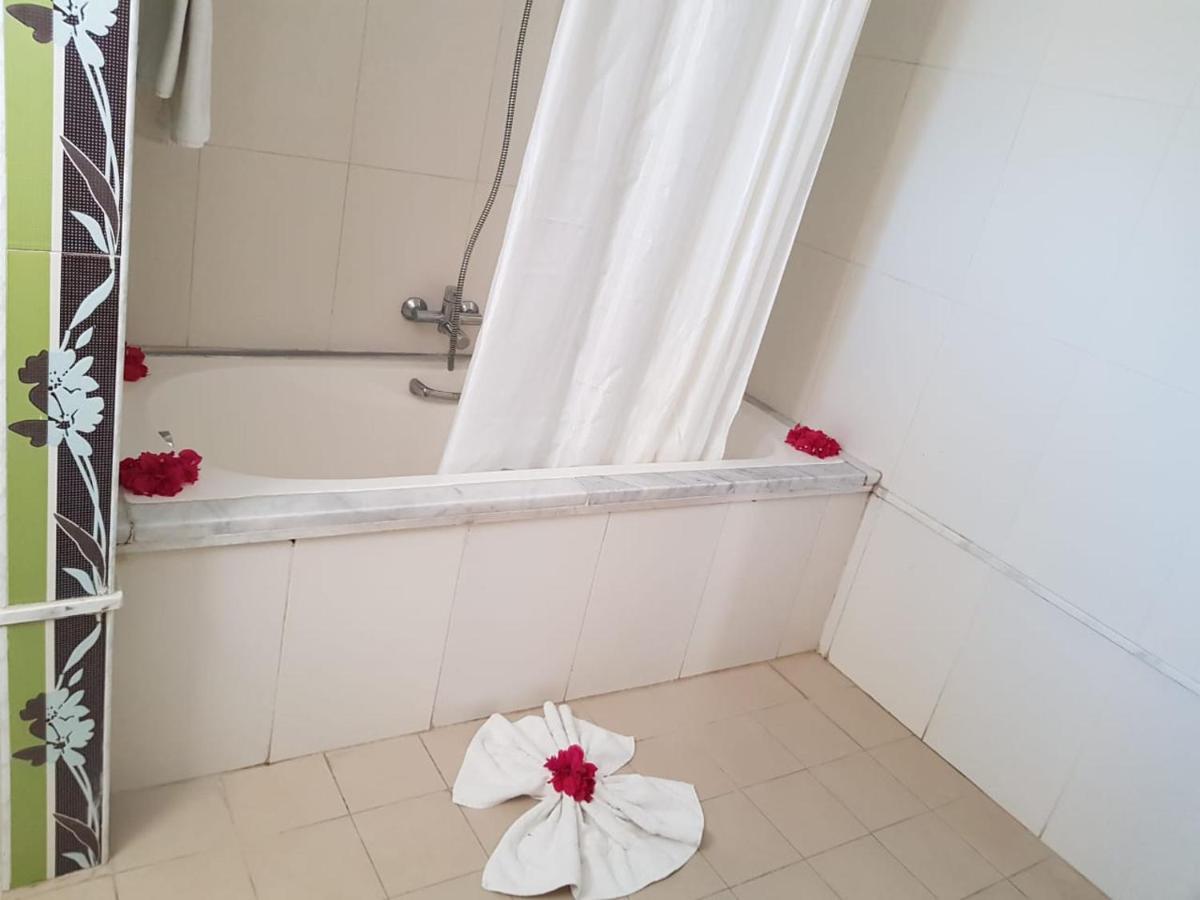 Andalucia Appart Hotel 比塞大 外观 照片